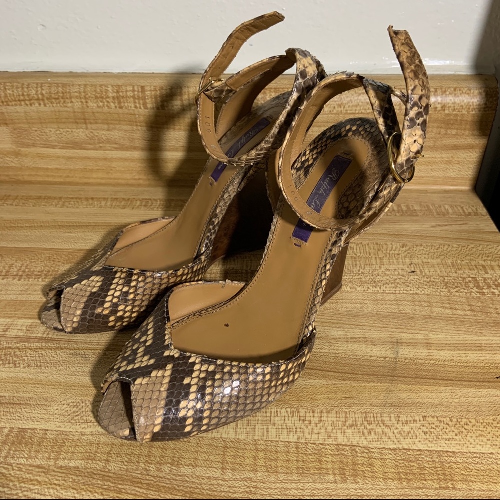 Ralph Lauren Purple Label Snakeskin Heels 37 B